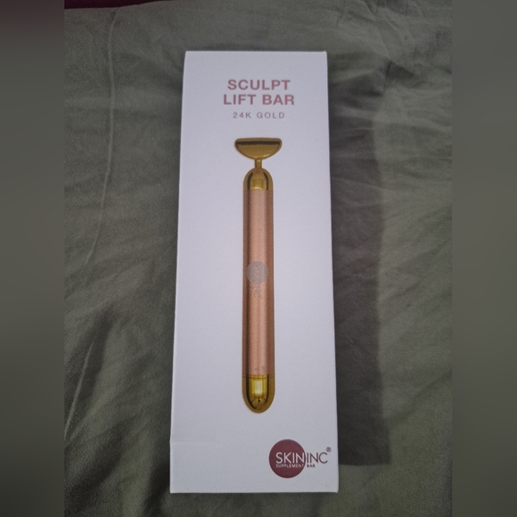 Skin Inc 24k Gold Sculpt Lift Bar - Picture 6 of 7